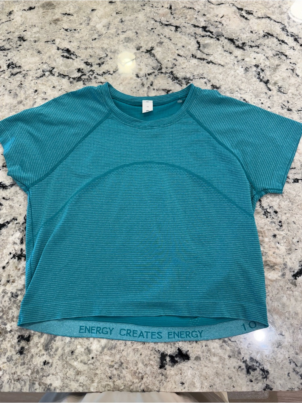 Lululemon swiftly crop